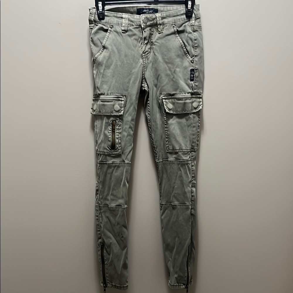 Silver Jeans Co.  Olive Skinny Cargo Pants - W25/L29